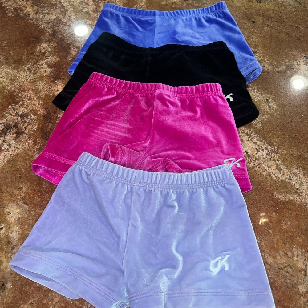BUNDLE OF 4 GK Velvet Shorts Set size XS